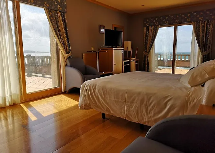 Ξενοδοχείο Samar 3*